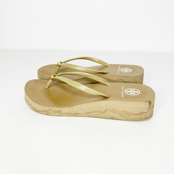 TORY BURCH Wedge Platform Flip Flop SANDAL Khaki Beige rubber medallion 8.5 - Picture 3 of 5